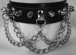 Ape Leather genuine leather choker with large spikes, chain and buckle