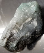 Emerald 1 1/4 inch stone