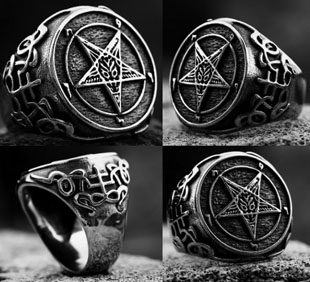 Mio Queena stainless steel pentagram ring