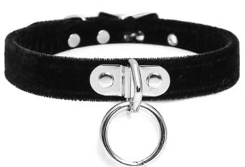 Funk Plus 1 ring black velvet choker