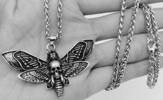 Mio Queena skull moth pendant necklace