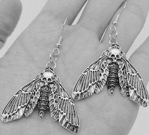 Mio Queena gothic skull moth earrings