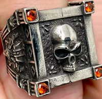 Mio Queena vintage skull stainless steel ring
