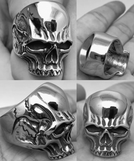 Mio Queena stainless steel skull ring