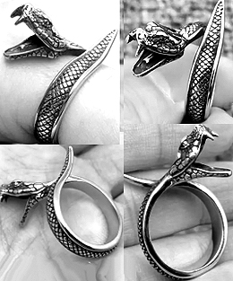 Mio Queena stainless steel python ring