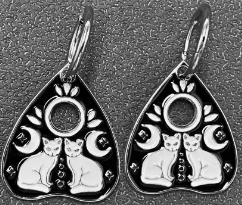 Mio Queena enamel sun moon cat huggie earrings