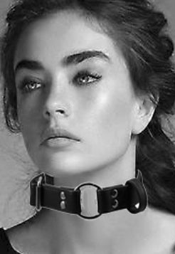 Black faux leather one ring choker