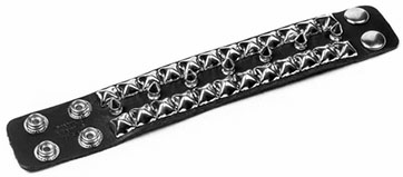 Mascorro pyramid spike leather wristband