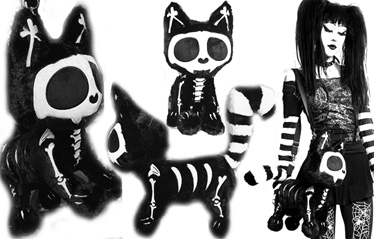 Vampire Freaks black/white Skelekitty plush purse